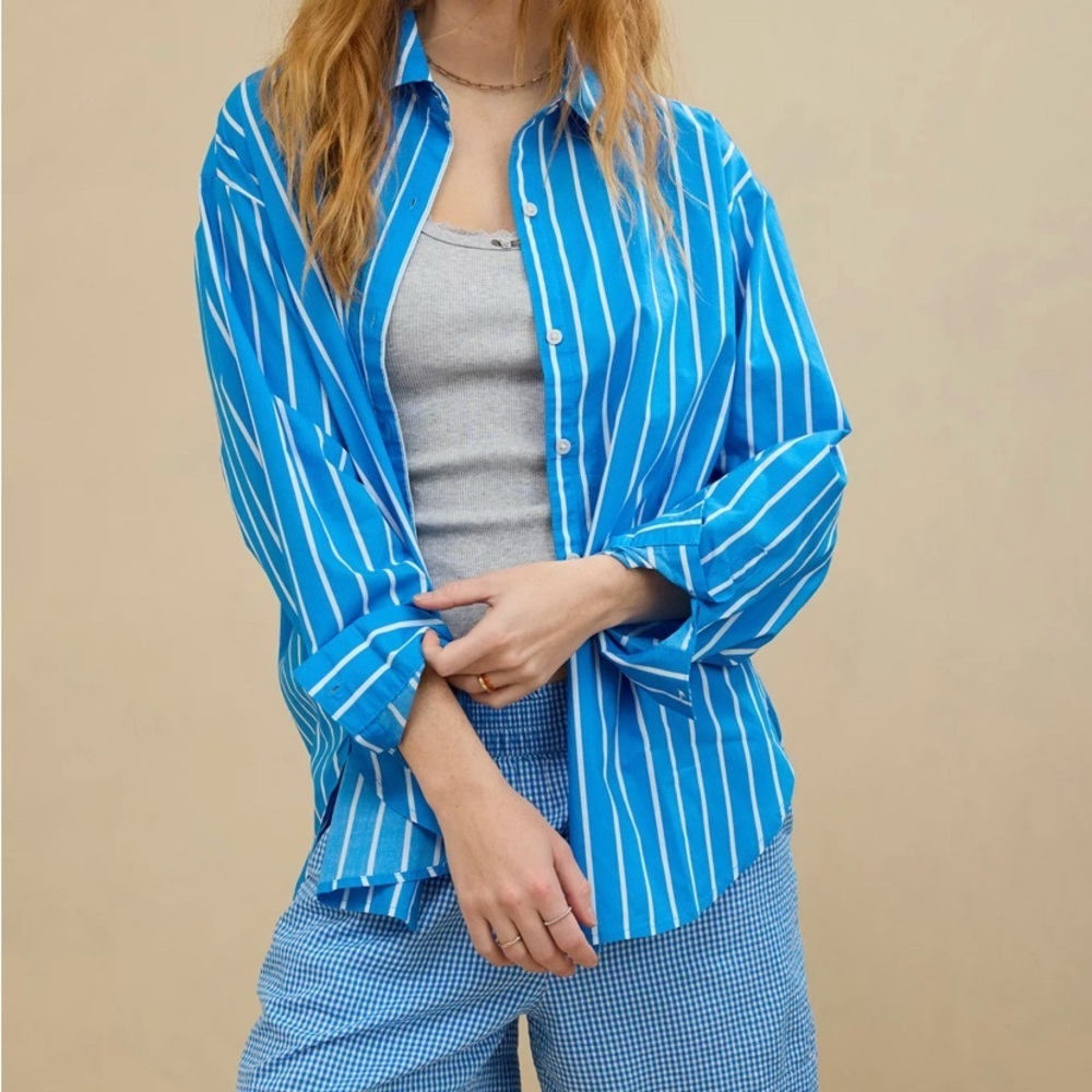 Aerie Striped Button-Up in Blue and White XS - Picture 4 of 10
